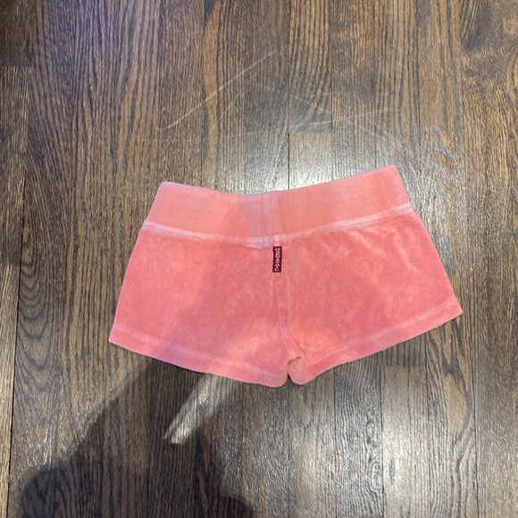 orangey pink hard tail - Picture 2 of 2